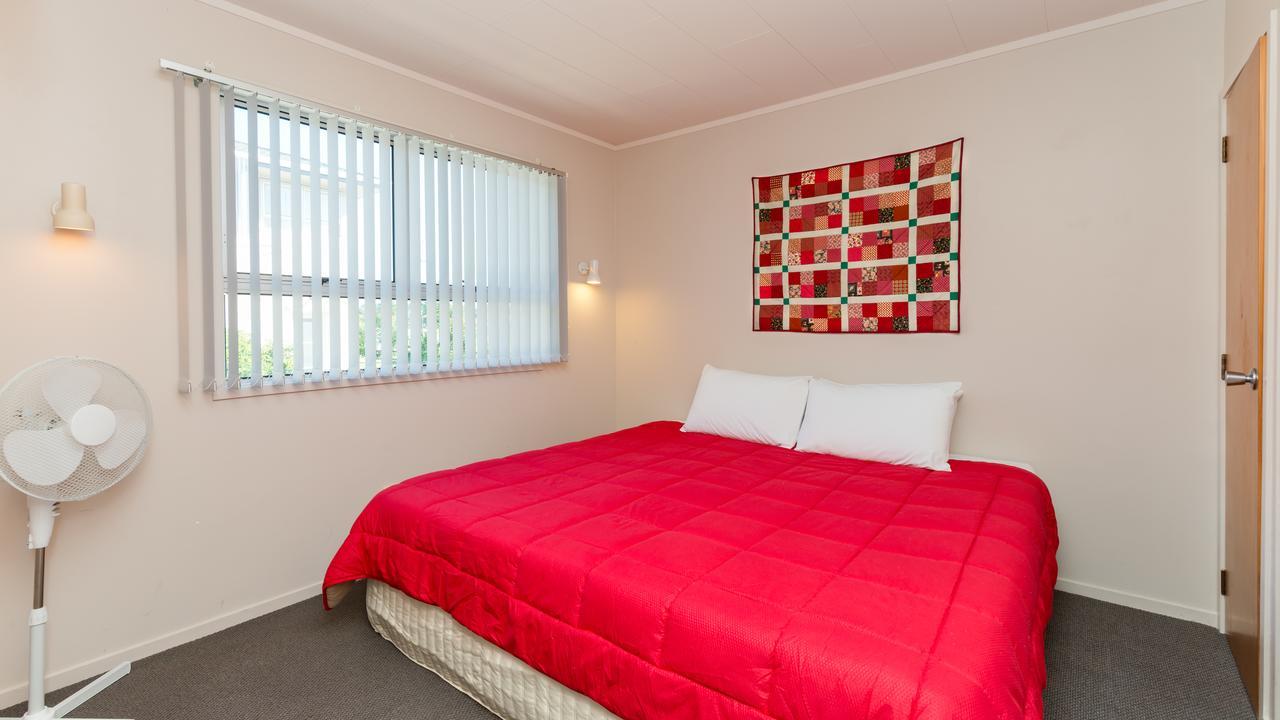Waitangi Beach Units Kültér fotó